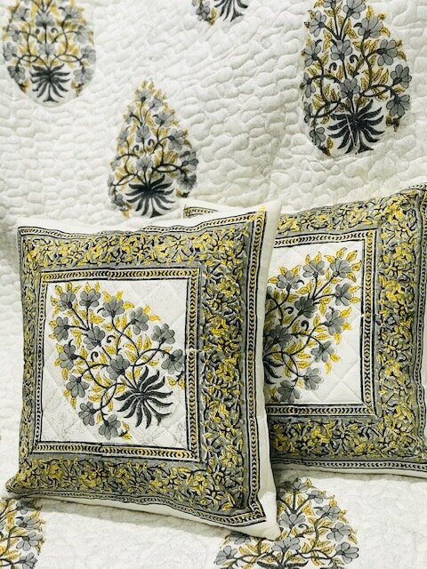 Jaipuri Hand Block Printed Quilted Cushion– CC1012