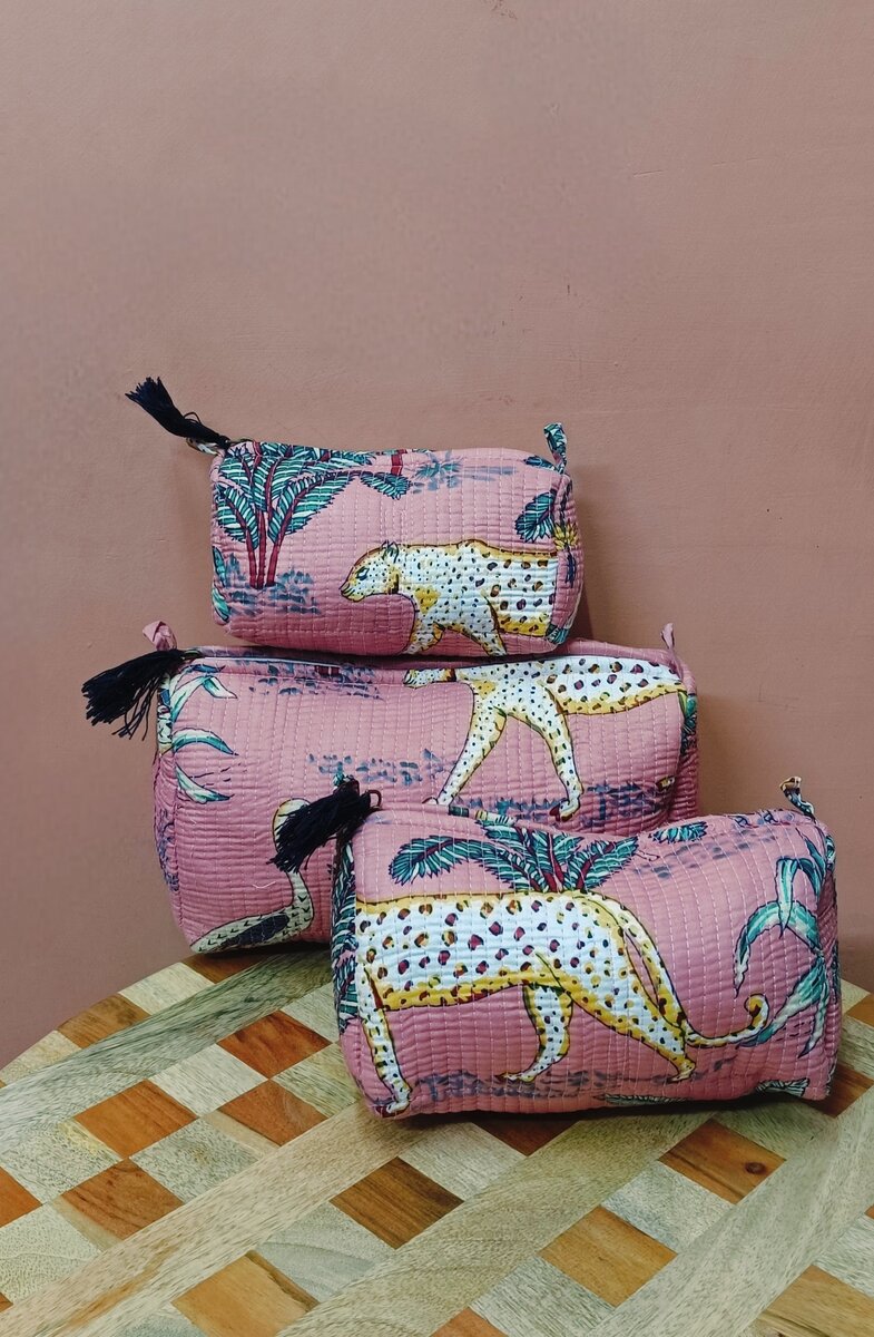 Set of 3 cosmetic bag/pouches with waterproof lining