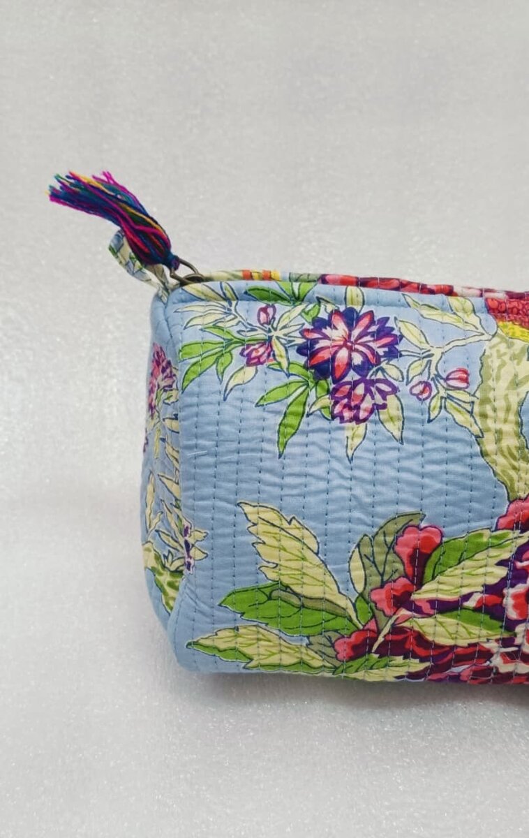 Set of 3 cosmetic bag/pouches with waterproof lining