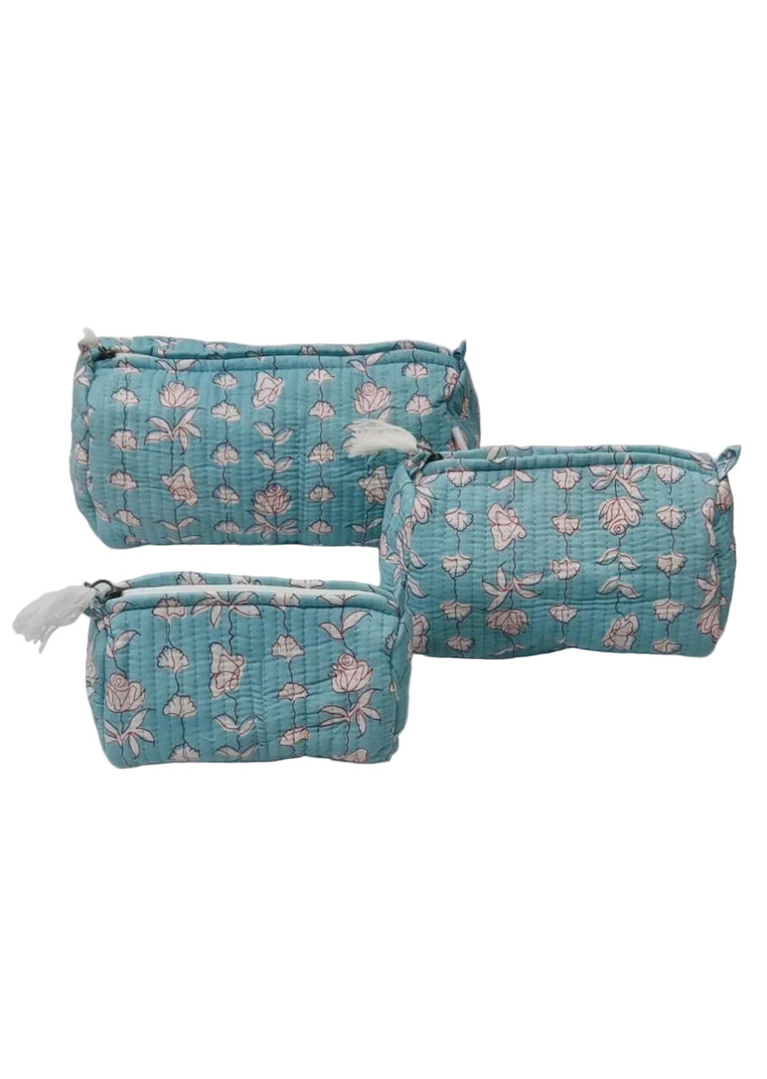 Set of 3 cosmetic bag/pouches with waterproof lining