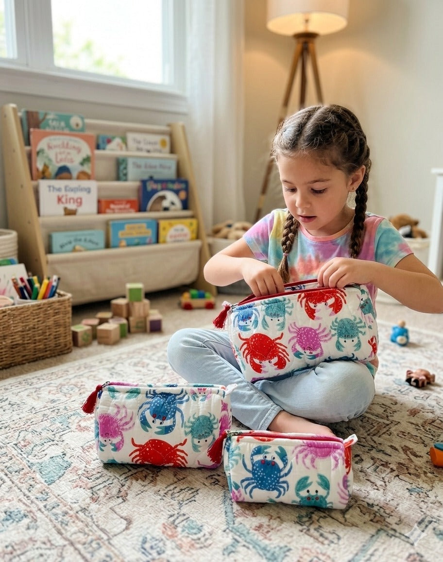 Set of 3 cosmetic bag/pouches with waterproof lining