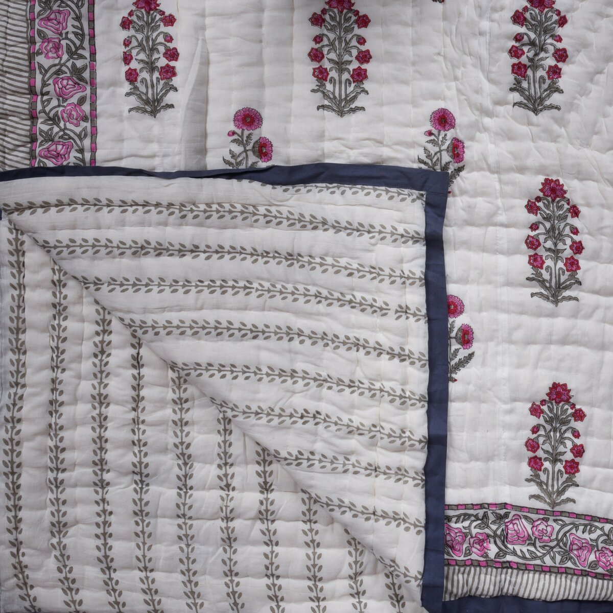 Single bed pure cotton block print quilt (Rajai) Winter blanket (60 x 90 Inches) - Pink Grey