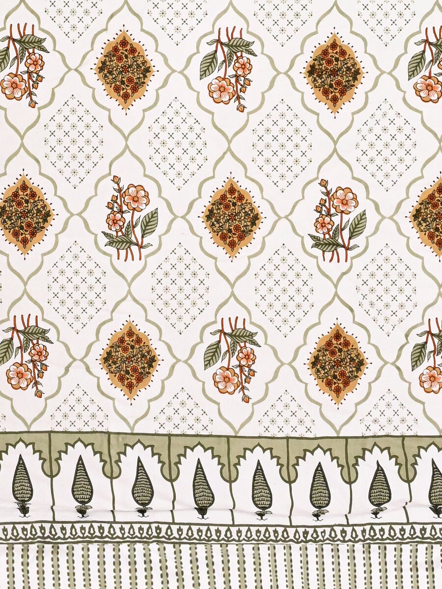 Floral Printed Bedding Set - 1 King Bedsheet, 1 Jaipuri Razai/Quilt, 2 Pillow Covers