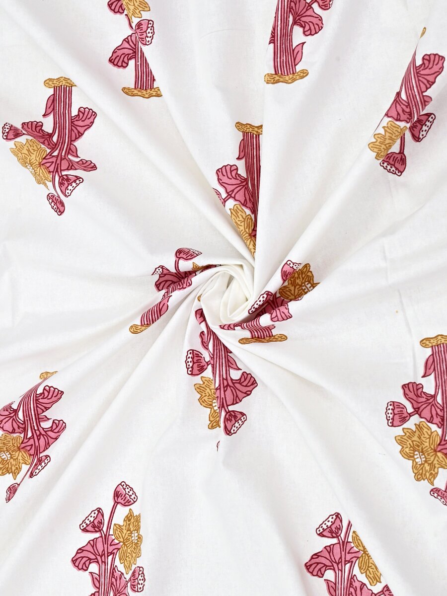 Floral Printed Bedding Set - 1 King Bedsheet, 1 Jaipuri Razai/Quilt, 2 Pillow Covers