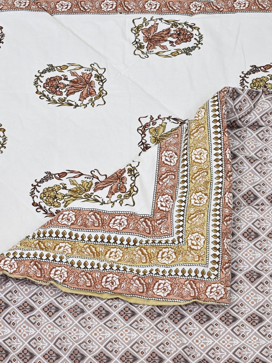 Floral Printed Bedding Set - 1 King Bedsheet, 1 Jaipuri Razai/Quilt, 2 Pillow Covers