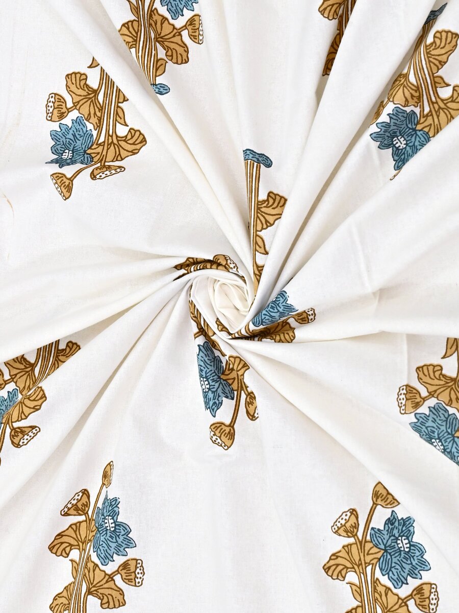 Floral Printed Bedding Set - 1 King Bedsheet, 1 Jaipuri Razai/Quilt, 2 Pillow Covers