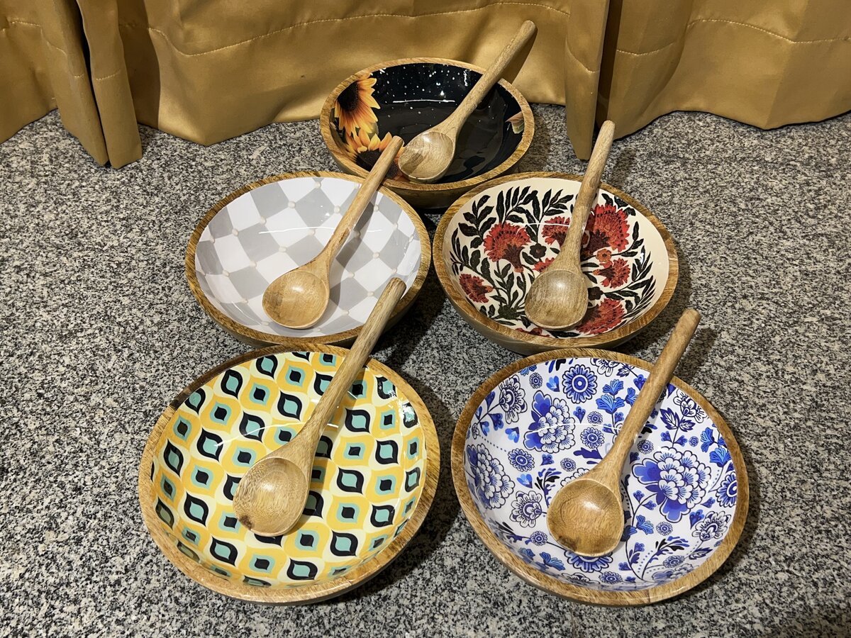 Handcrafted wood and resin salad bowl collection